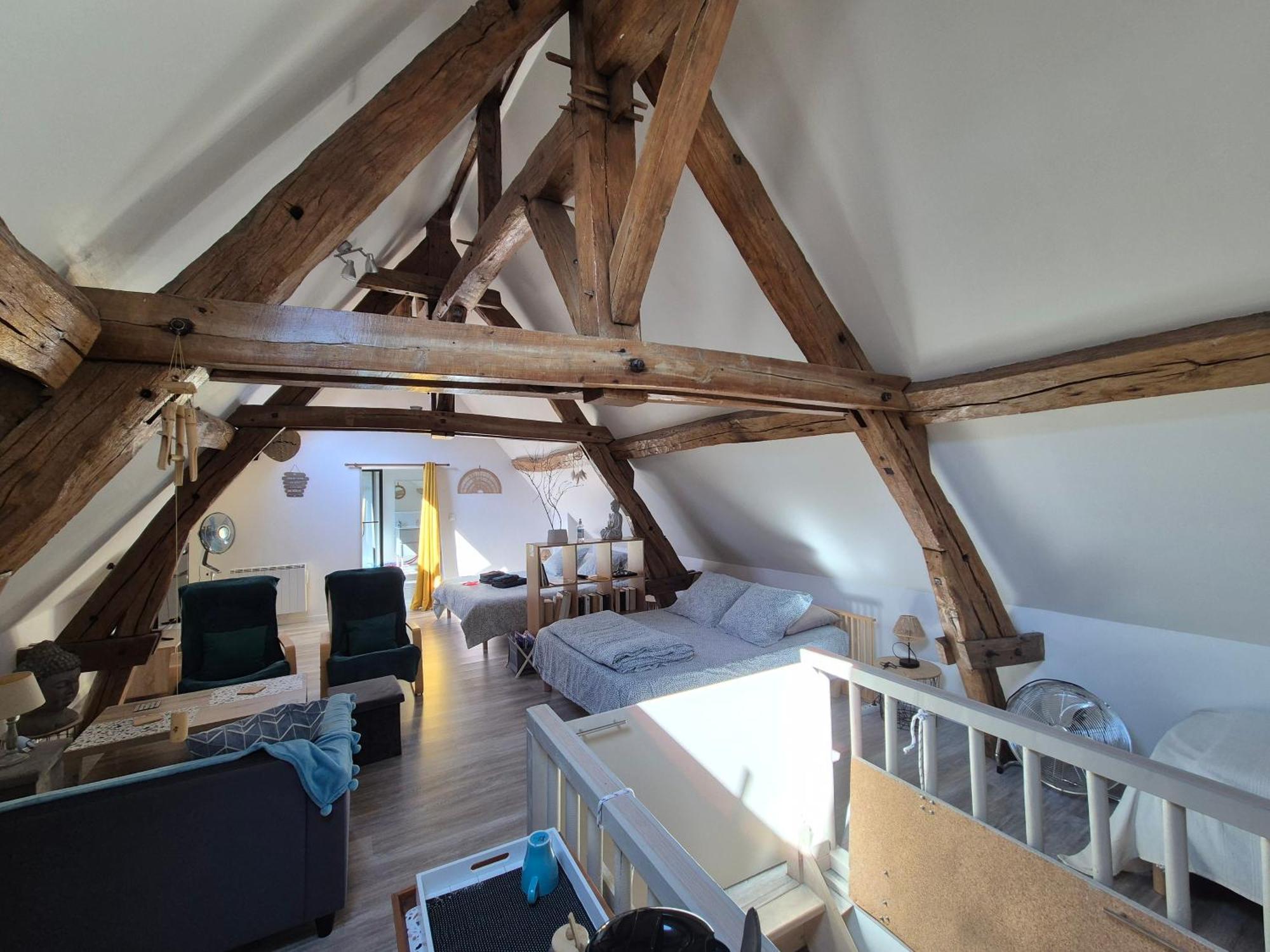 L'Eden Cache Hotell Beaune-la-Rolande Eksteriør bilde